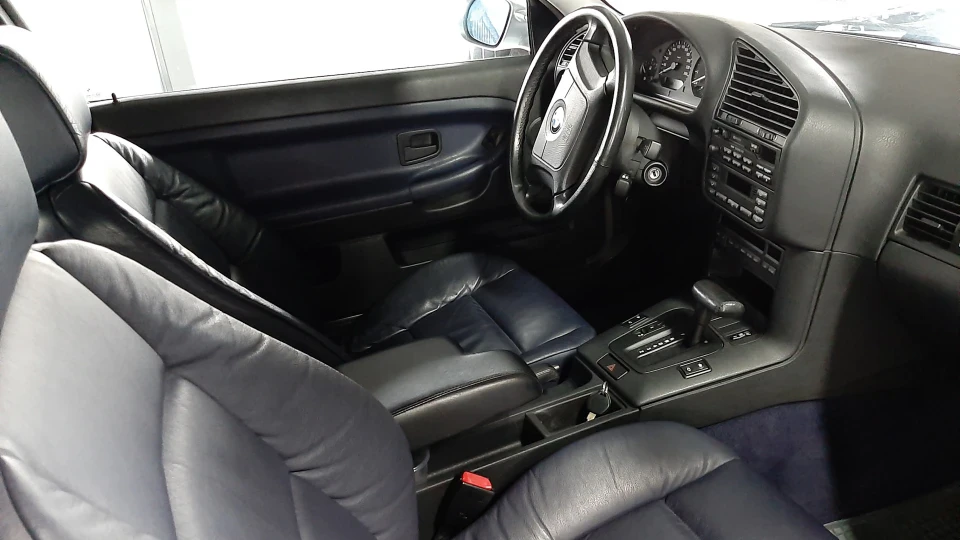 BMW 3 series Coupe Back in the 90's 4