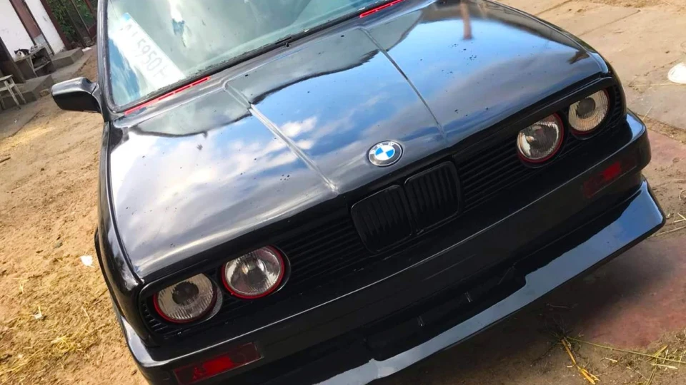 BMW 3 series Coupe Шалена табуретка 3