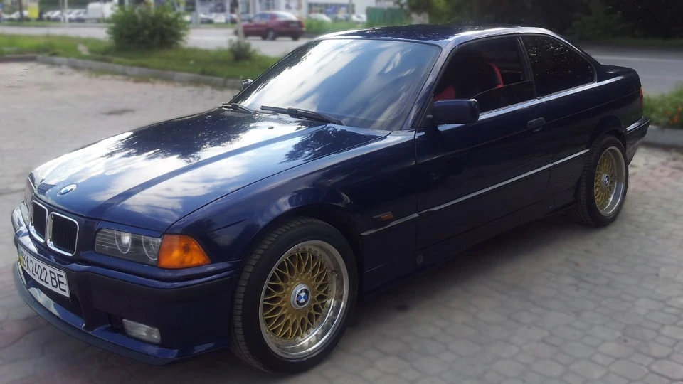 BMW 3 series Coupe БеШе4ка 4