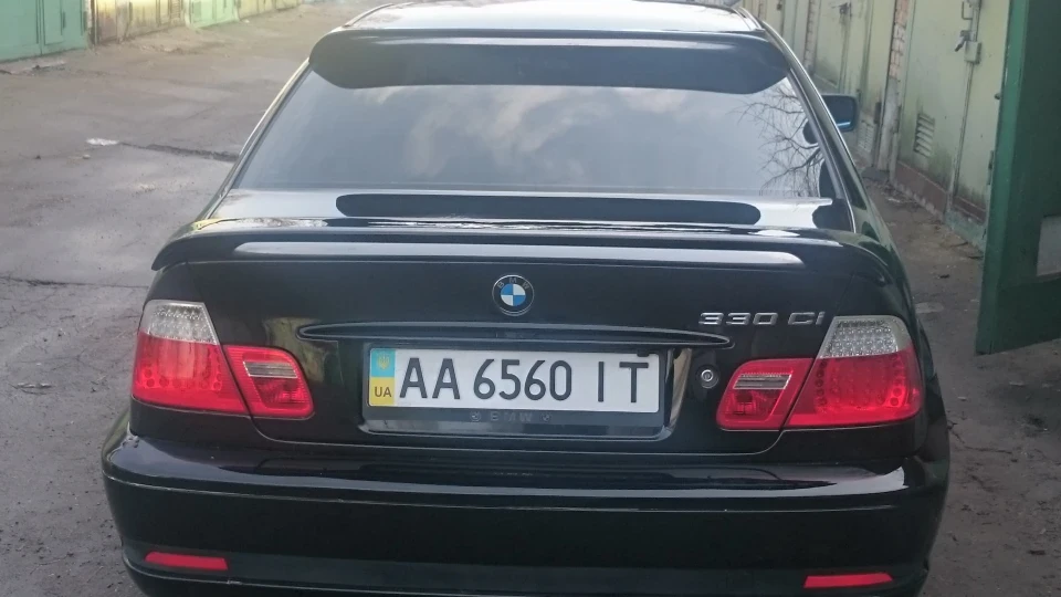 BMW 3 series Coupe BLACK SAPPHIRE METALLIC 2