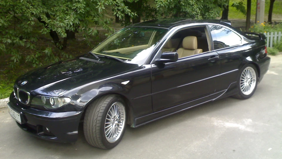 BMW 3 series Coupe BLACK SAPPHIRE METALLIC 5