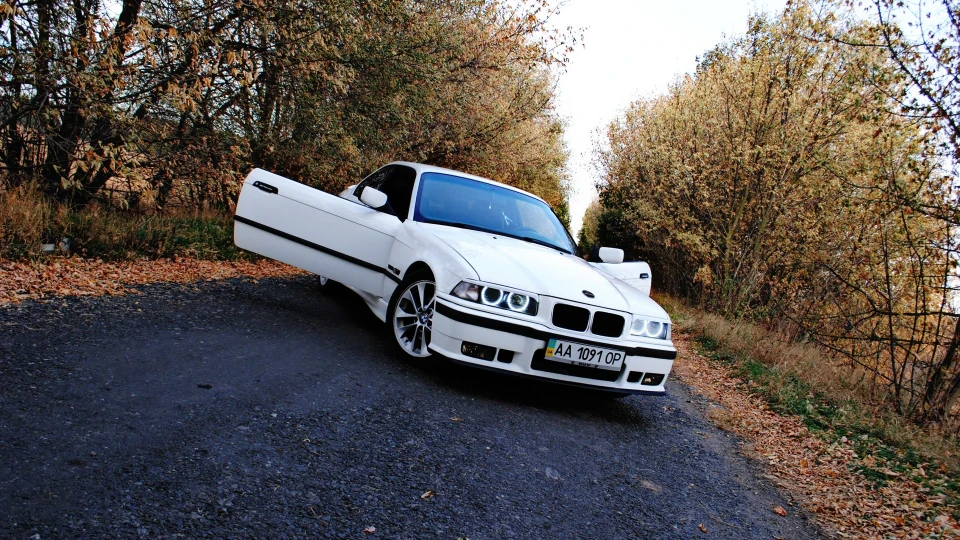 BMW 3 series Coupe Блондинка 2