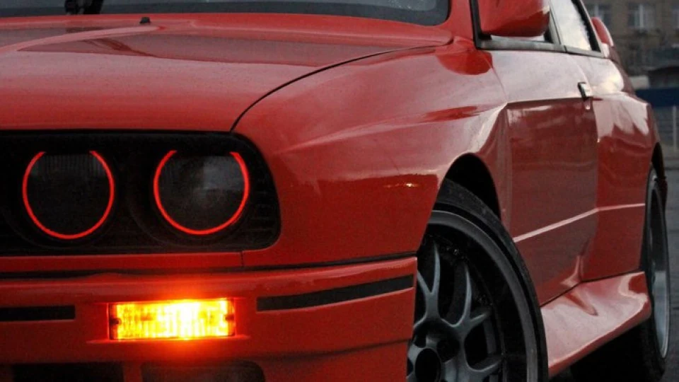Bmw330 Turbo Oranzhevaya 4
