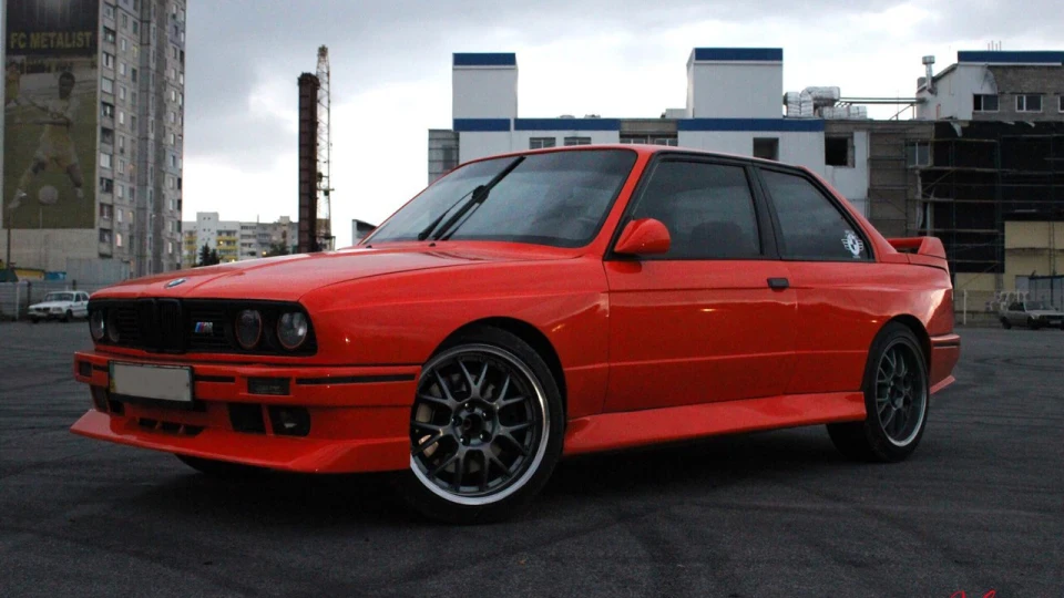 Bmw330 Turbo Oranzhevaya 5