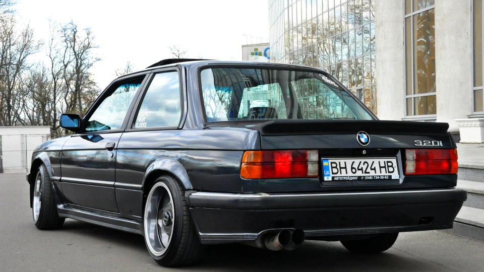 BMW 3 series Coupe Daily car 5