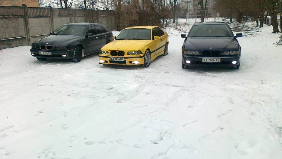 BMW 3 series Coupe DakarGelb II 2