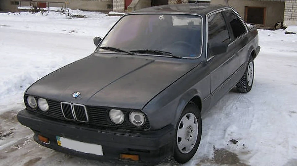 BMW 3 series Coupe delphin metallic