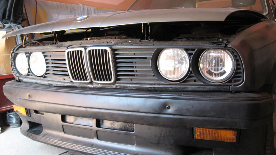 BMW 3 series Coupe delphin metallic 4