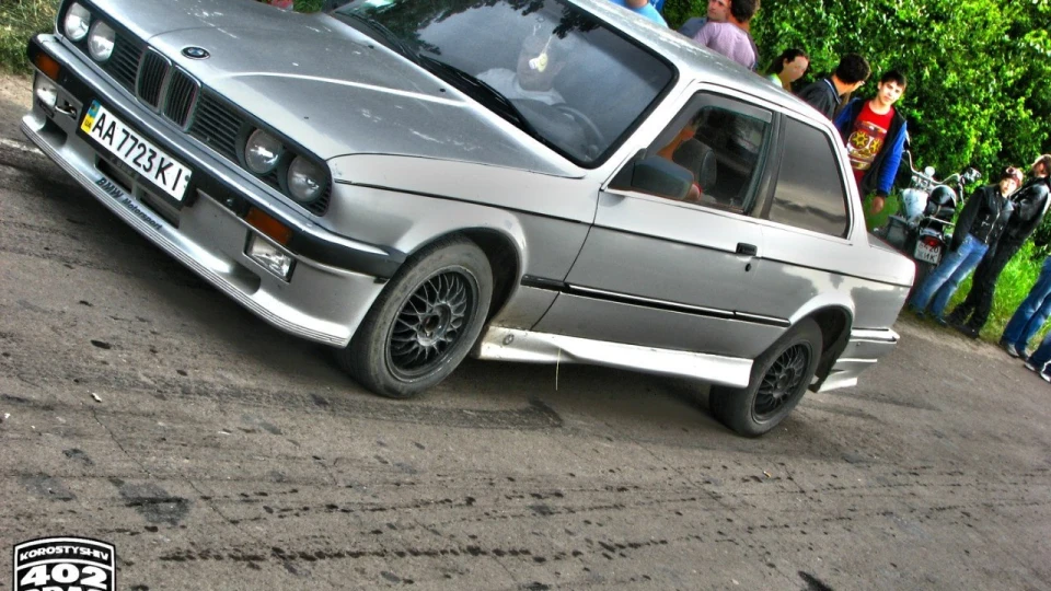 BMW 3 series Coupe (Дівчинка з характером) 2