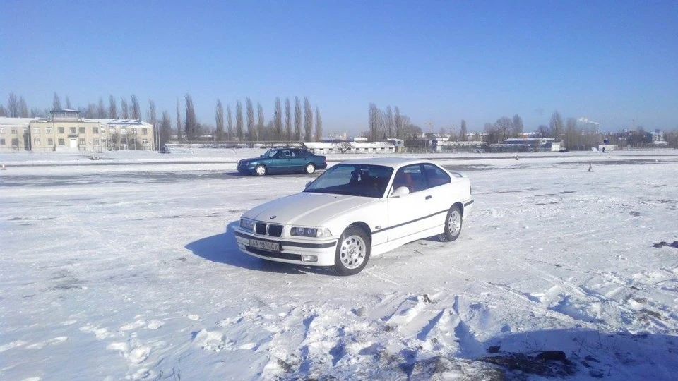 BMW 3 series Coupe Individual. Ластівка 3