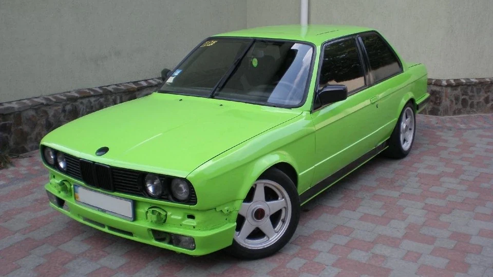 BMW 3 series Coupe кислотна зеленка)) 2