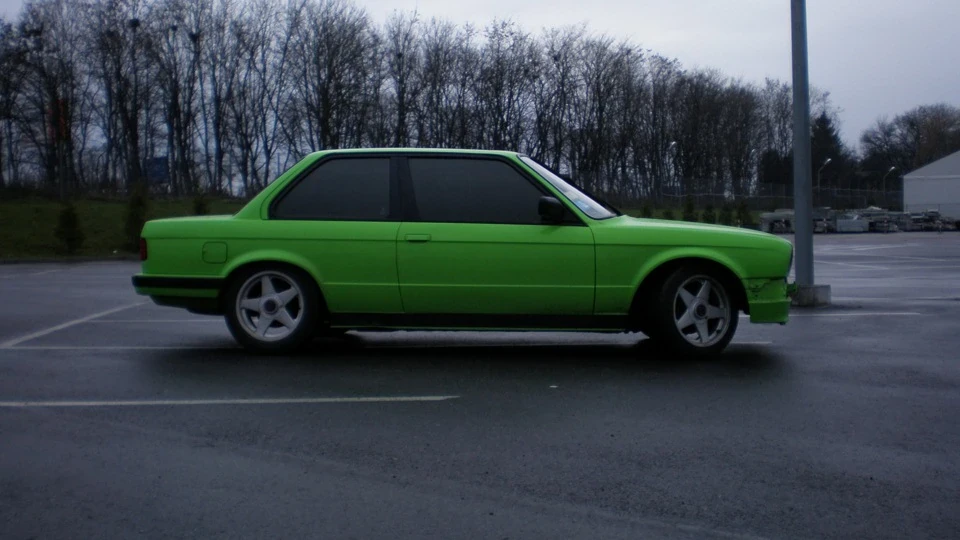 BMW 3 series Coupe кислотна зеленка)) 3