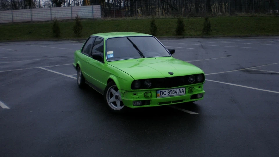 BMW 3 series Coupe кислотна зеленка)) 4