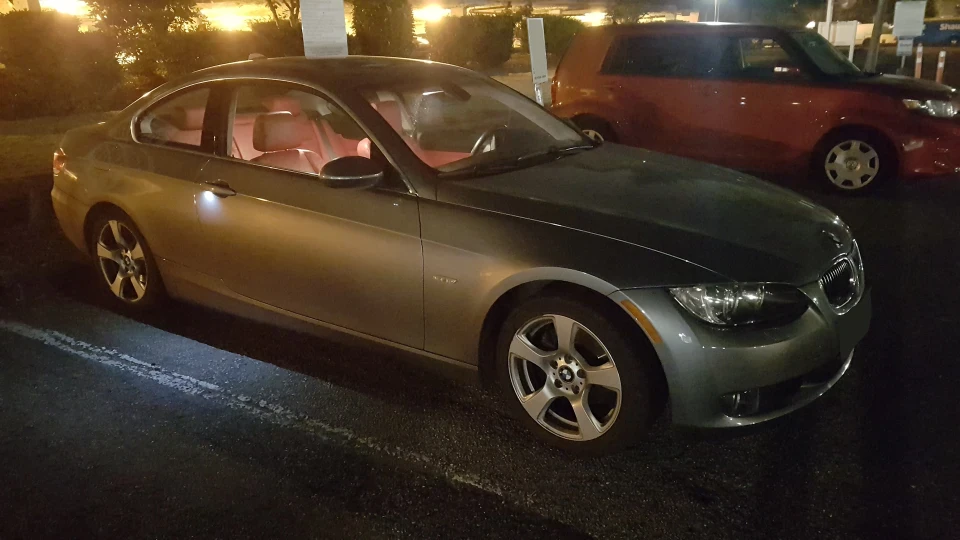 BMW 3 series Coupe Шкіра з дупи крас.дракона 2