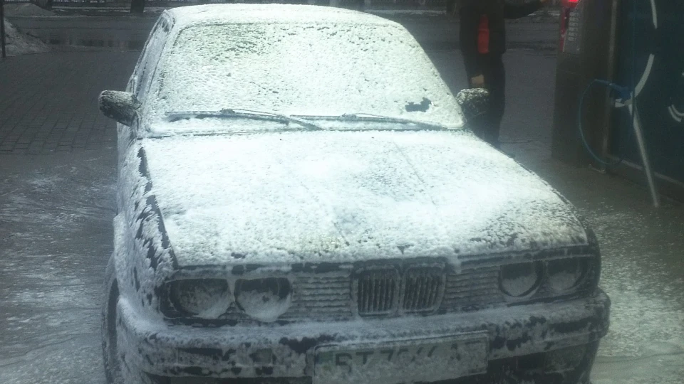 BMW 3 series Coupe червона 1.8 3