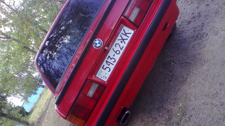 BMW 3 series Coupe Червона купешка 3