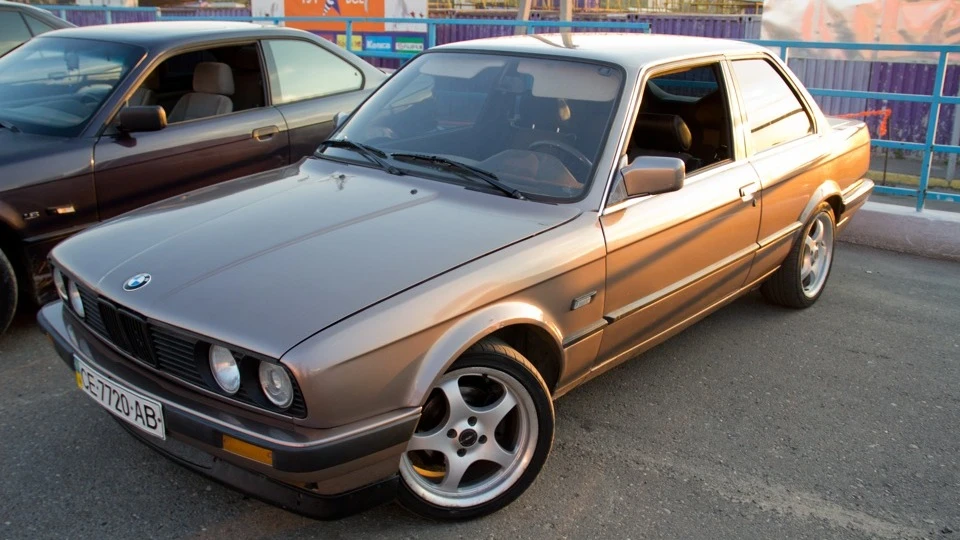 BMW 3 series Coupe М-10 січень 5.1))) 3