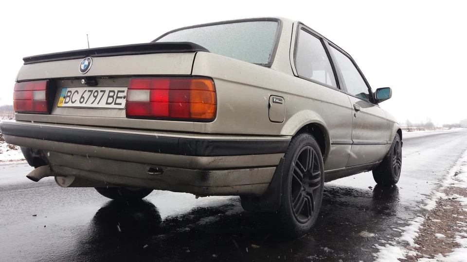 BMW 3 series Coupe м20б27 бежевий метал 3