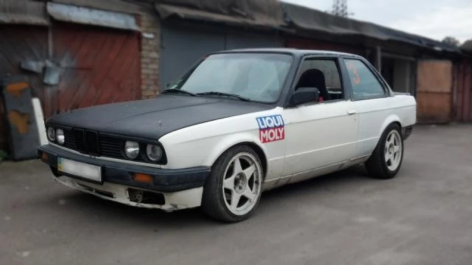 BMW 3 series Coupe M30B34 drift 2