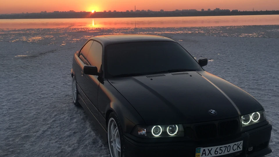 BMW 3 series Coupe M60b40 2