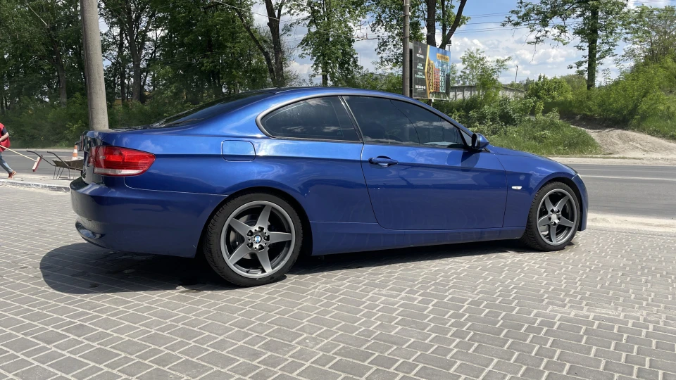 BMW 3 series Coupe Мала 2