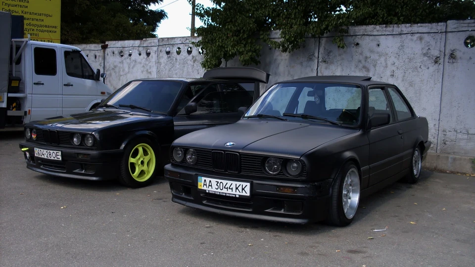 BMW 3 series Coupe Matte Black 4