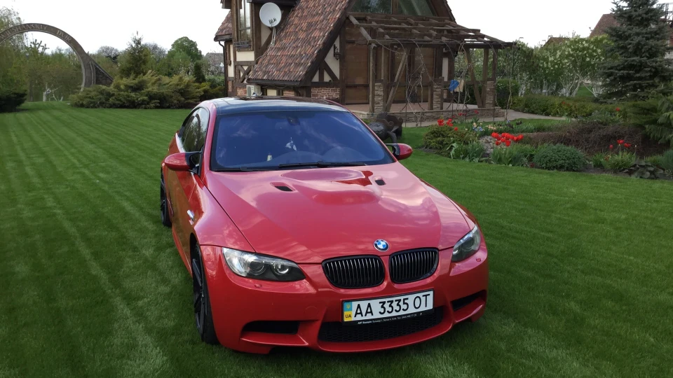BMW 3 series Coupe Red Snace 3