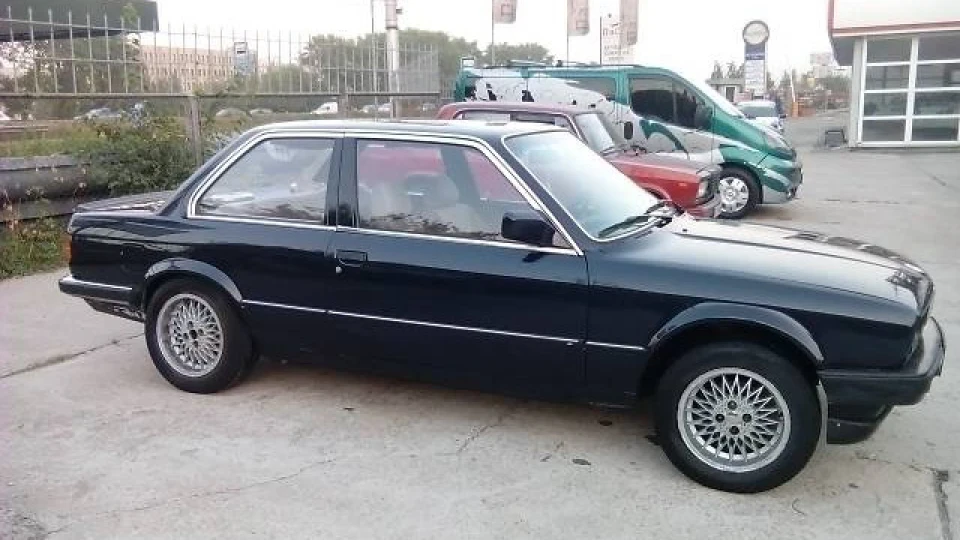 BMW 3 series Coupe (Синя мрія) 3