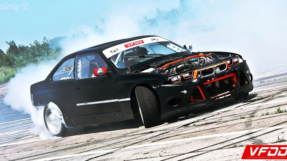 BMW 3 series Coupe Спас з розбирання ) 3
