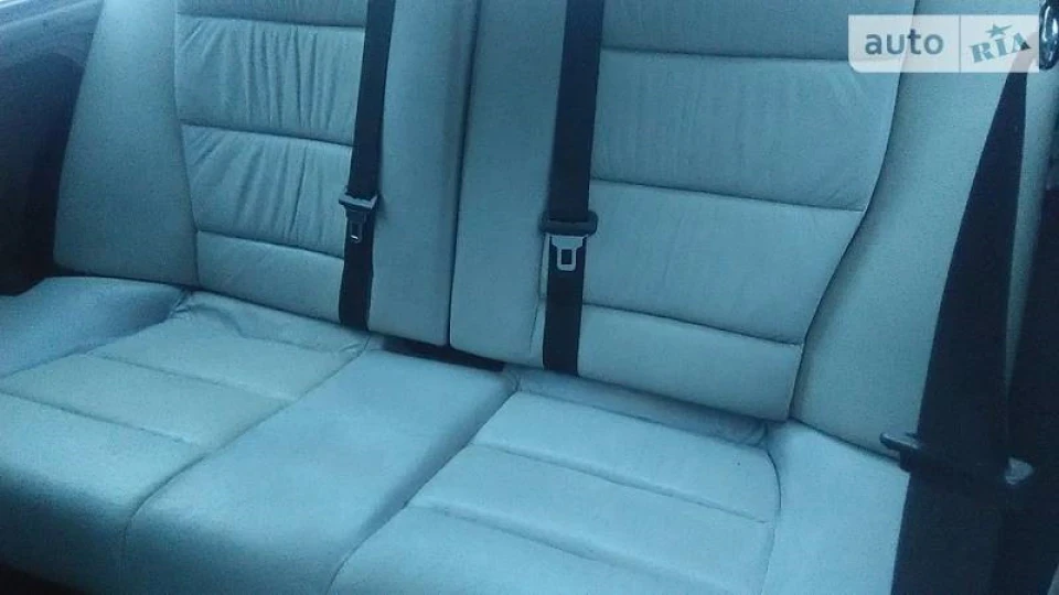 BMW 3 series Coupe Старий але бадьорий 4