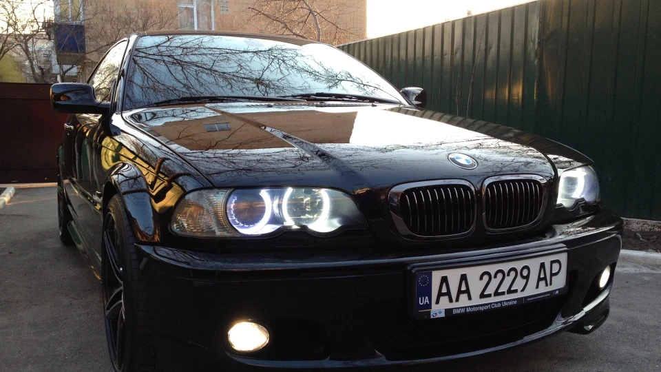 BMW 3 series Coupe Style Performans/// 2