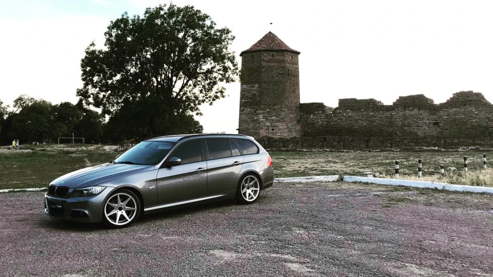 BMW 3 series Touring 2
