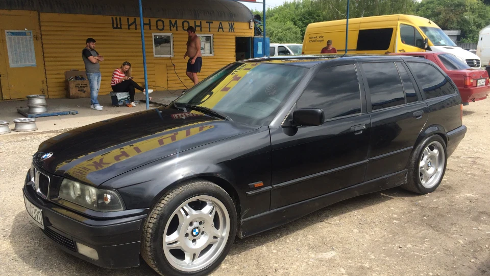 BMW 3 series Touring 2