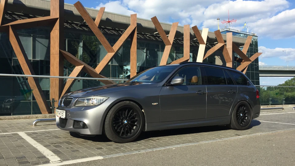 BMW 3 series Touring 2
