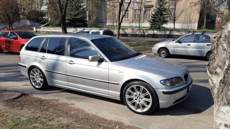 BMW 3 series Touring 2