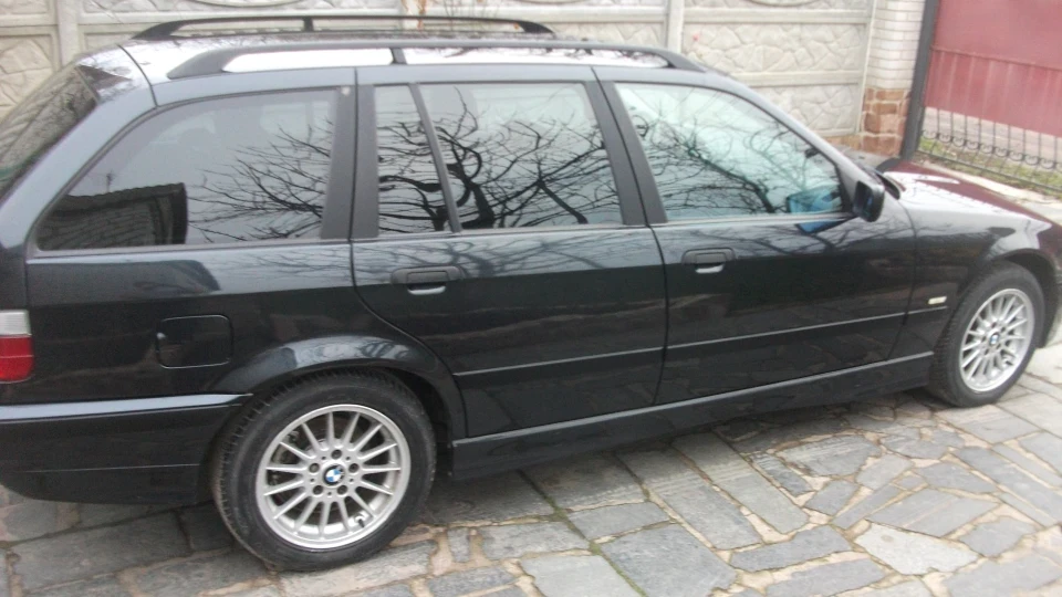 BMW 3 series Touring +1 3