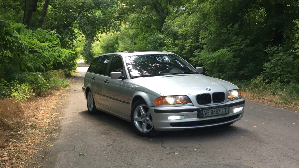 BMW 3 series Touring 2.0 турбо дизель 2