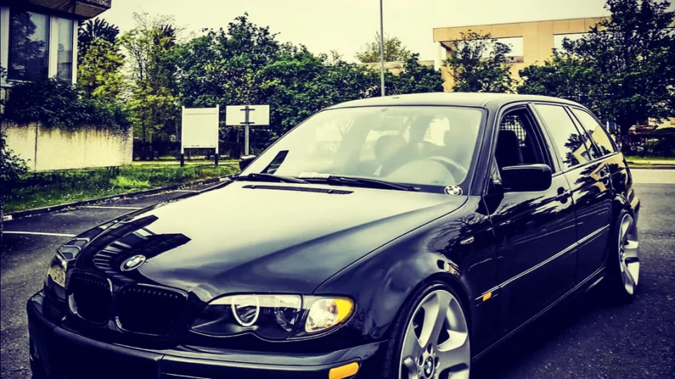BMW 3 series Touring 280 H.P 2
