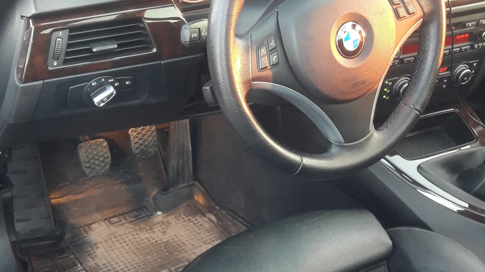 BMW 3 series Touring 3.0iАмерикосік Бензинович 3
