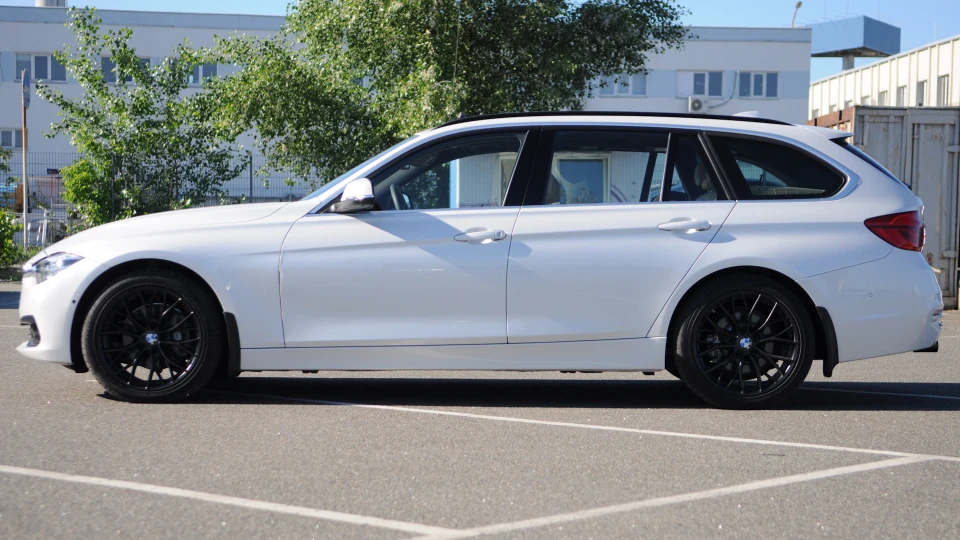 BMW 3 series Touring 328d xDrive USA