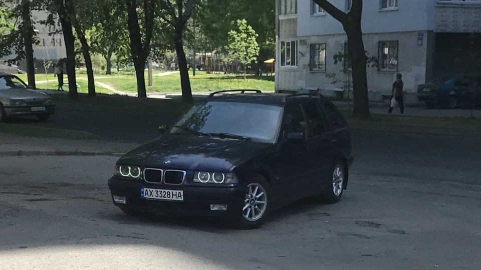BMW 3 series Touring 328i 3