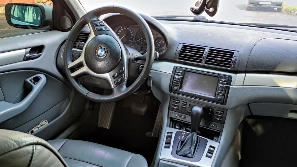 BMW 3 series Touring 330D Burly 2