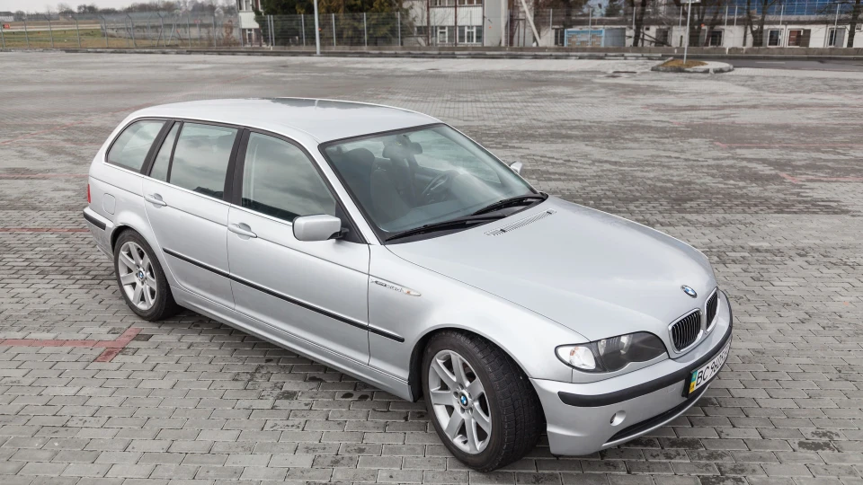 BMW 3 series Touring 330D на ручці! 3