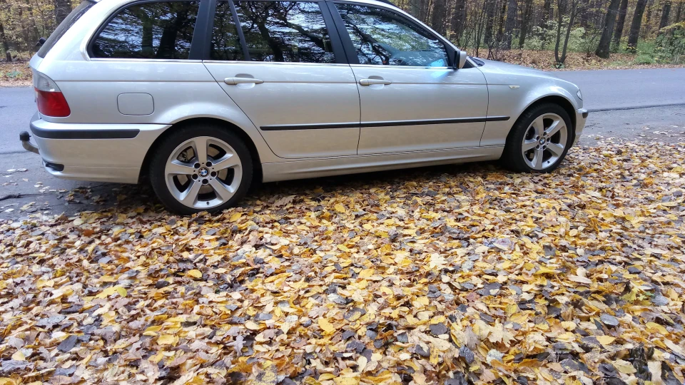 BMW 3 series Touring 330XD 2