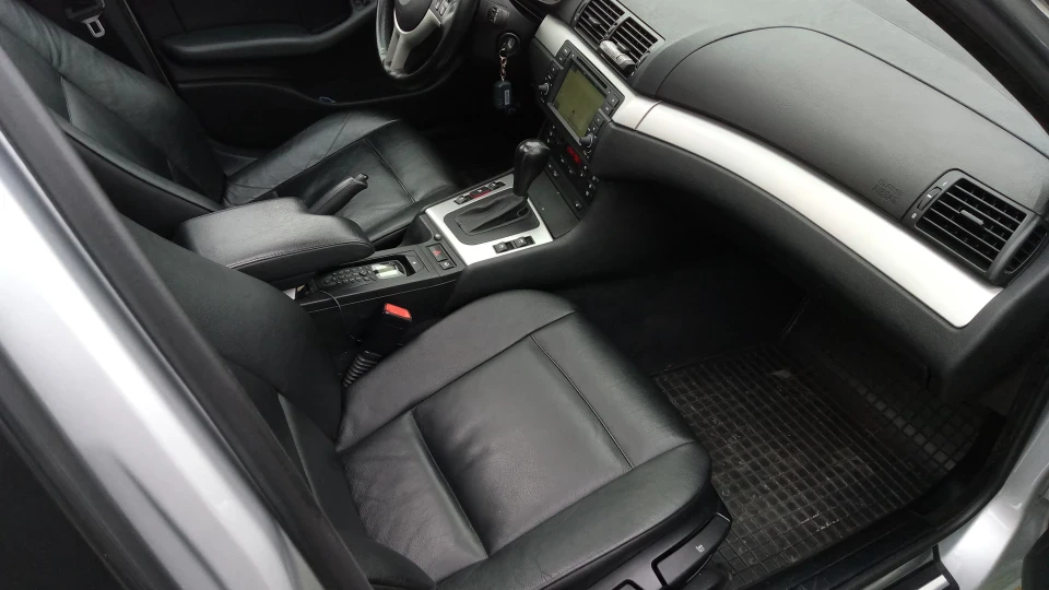 BMW 3 series Touring 330XD 4