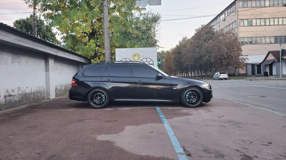 BMW 3 series Touring 335d 2