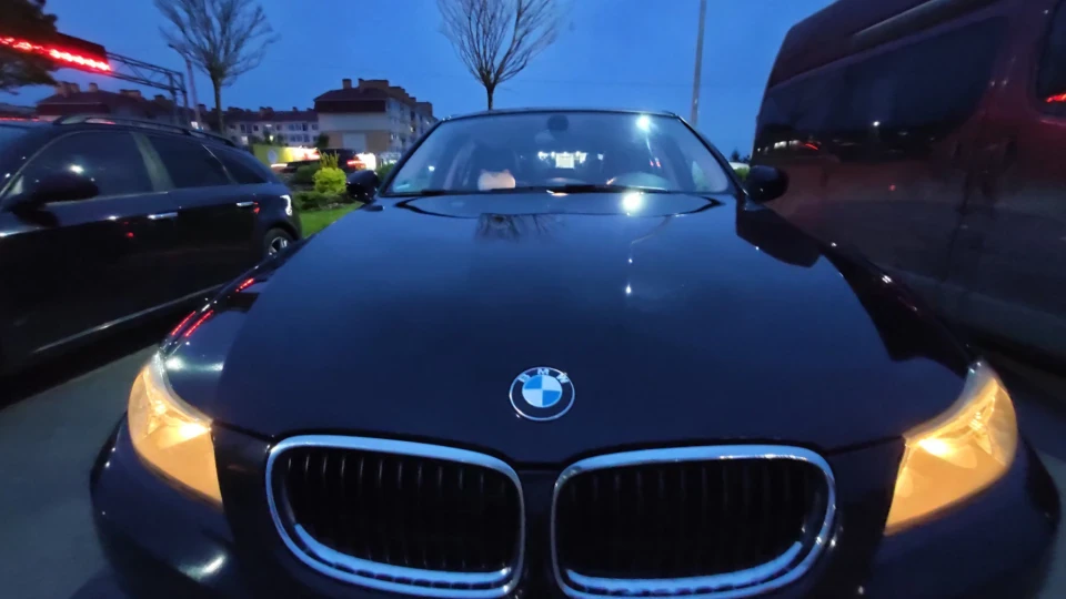 BMW 3 series Touring Black Tour 4