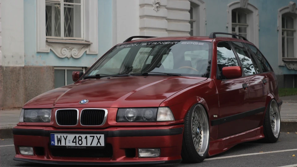 BMW 3 series Touring e36hardcore 2