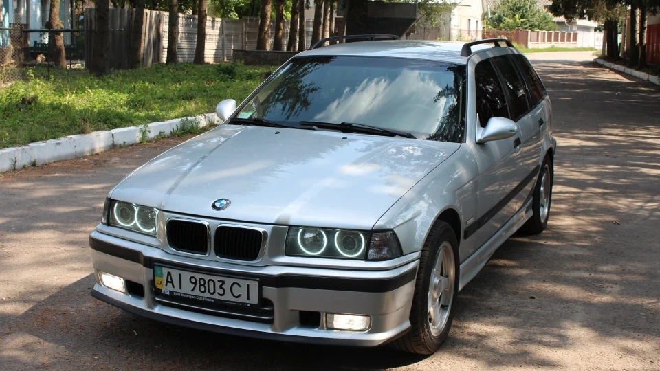 BMW 3 series Touring Edition Exclusive 2