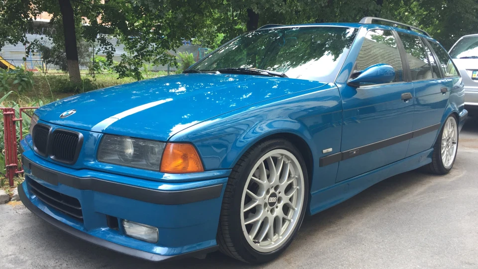 BMW 3 series Touring Ізолента 2